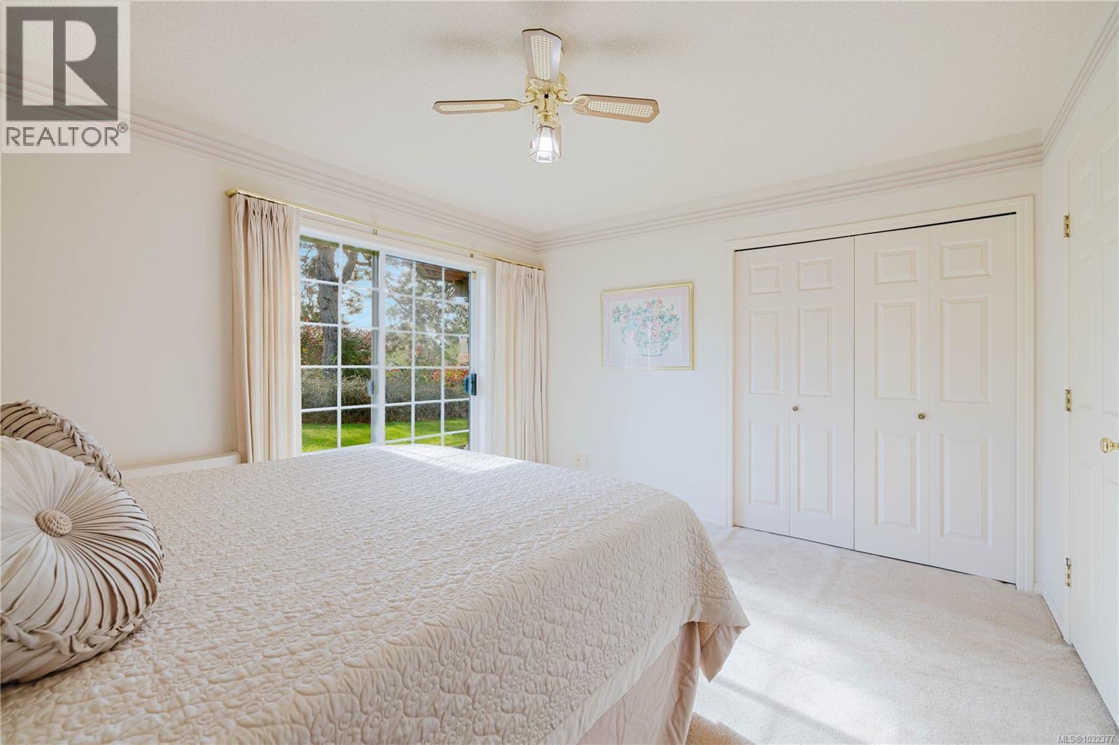 4 901 Kentwood Lane, Saanich, British Columbia  V8Y 2Y5 - Photo 38 - 1032377