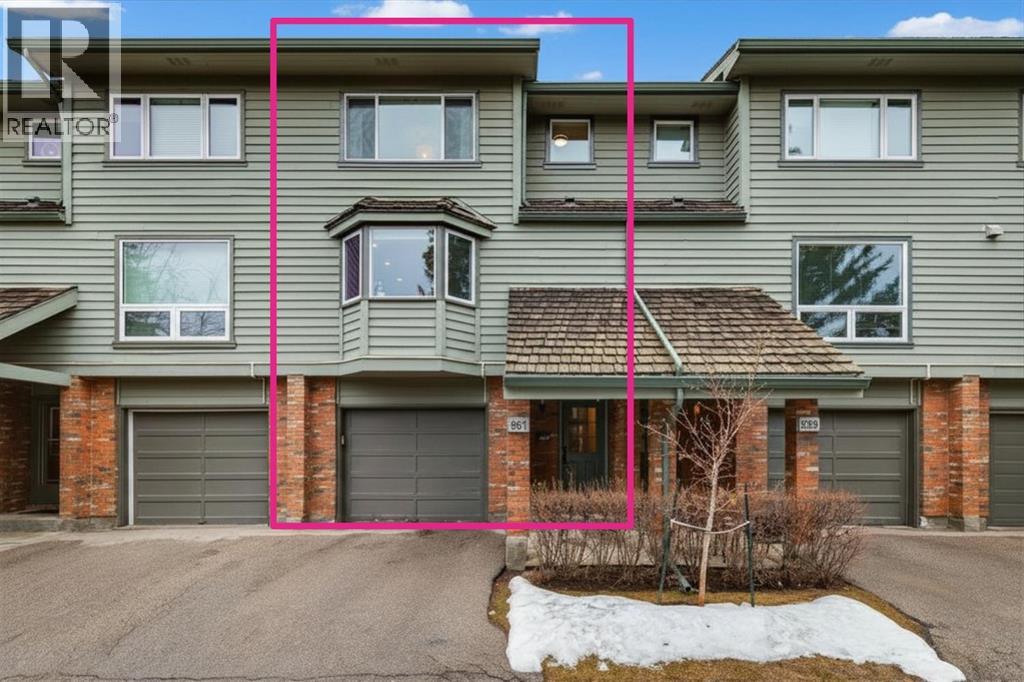 561 Point Mckay Grove NW, Calgary, Alberta  T2E 5M7 - Photo 3 - A2302400