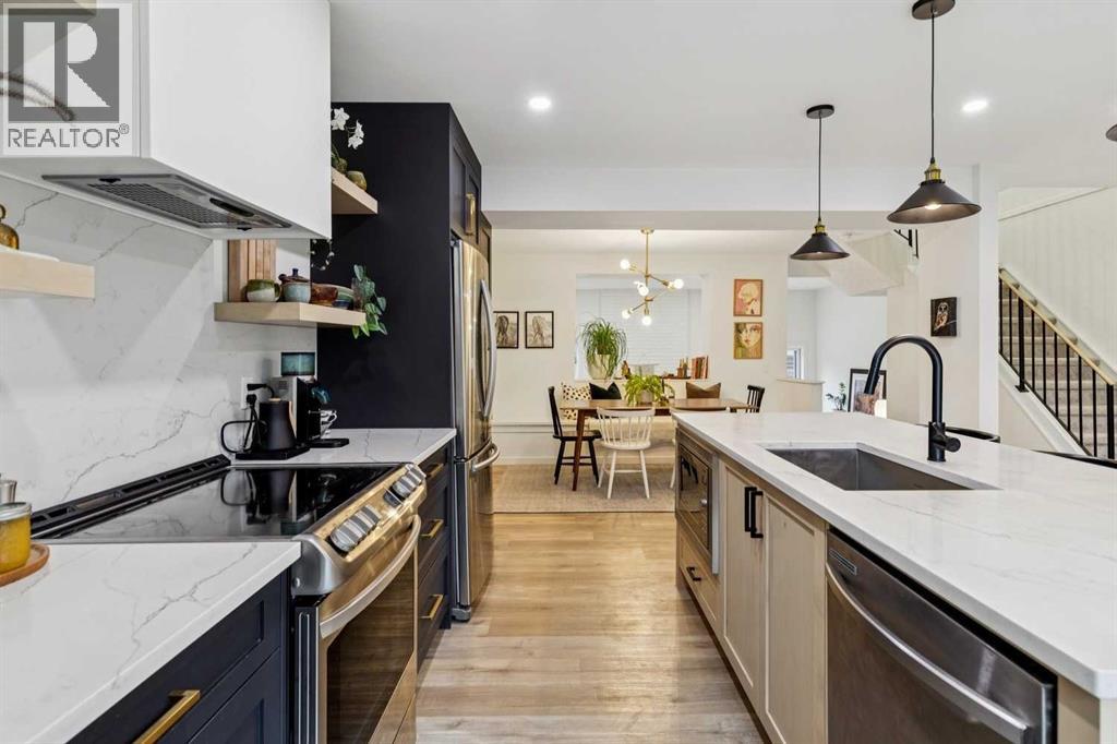 561 Point Mckay Grove NW, Calgary, Alberta  T2E 5M7 - Photo 8 - A2302400