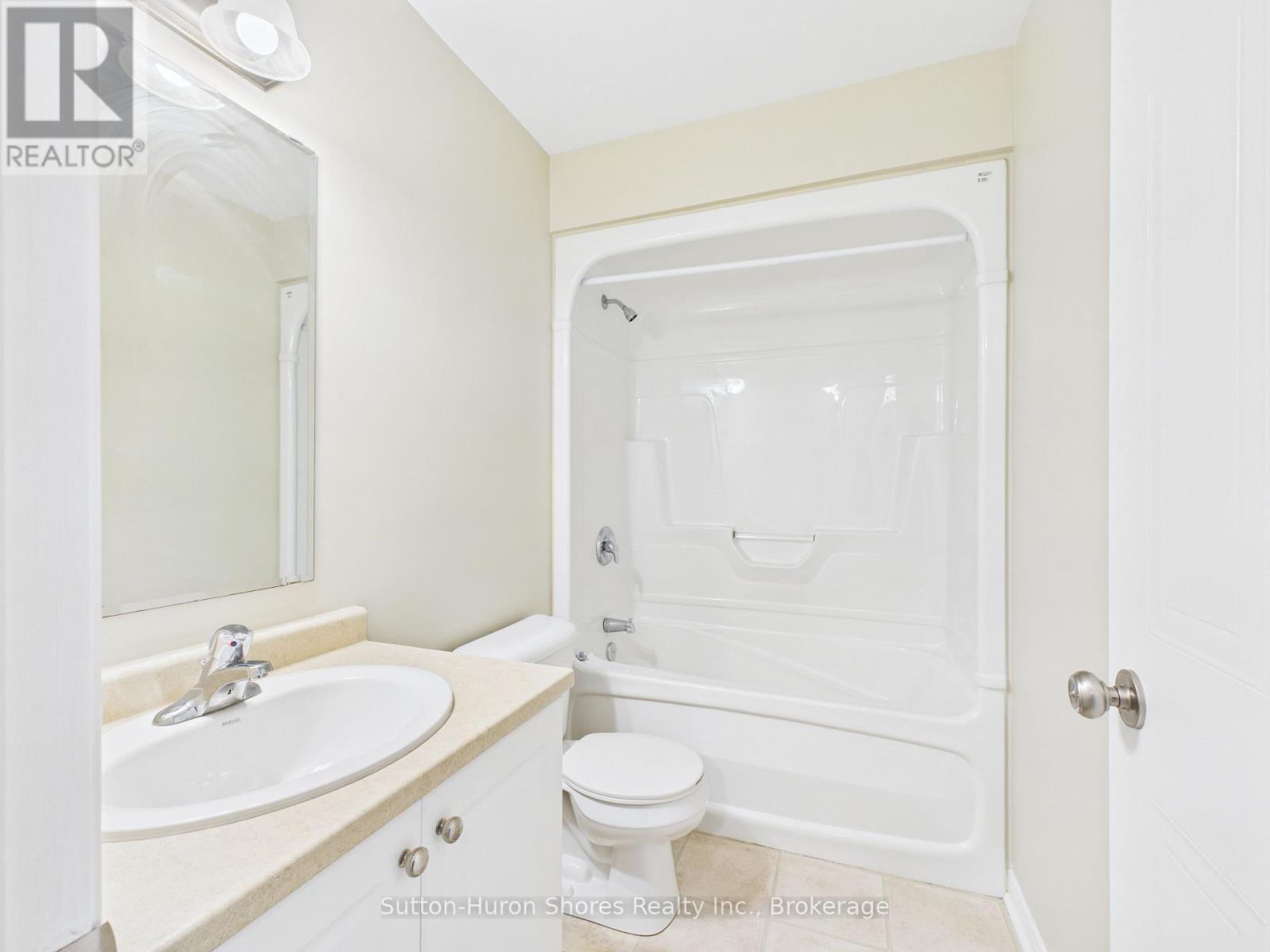 2 - 409 Joseph Street, Saugeen Shores, Ontario  N0H 2C2 - Photo 14 - X12611308