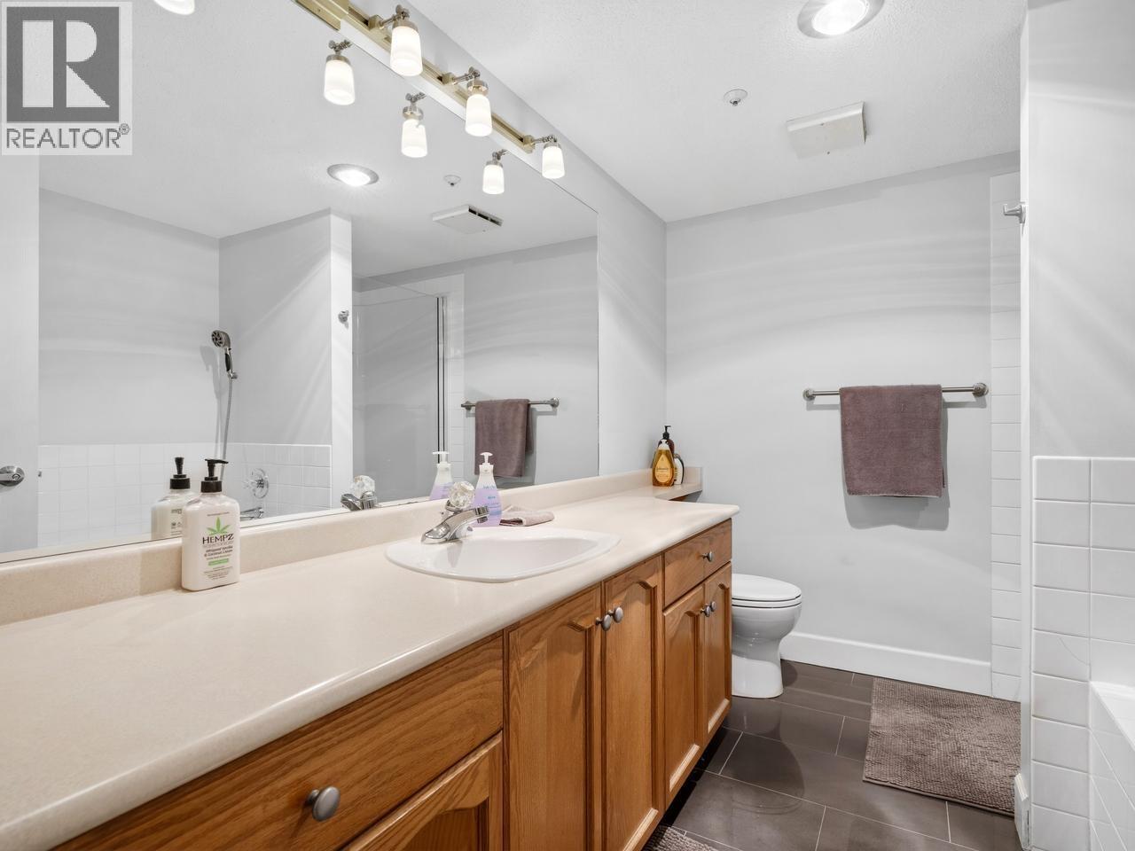 207 78 Richmond Street, New Westminster, British Columbia  V3L 5T2 - Photo 18 - R3112618