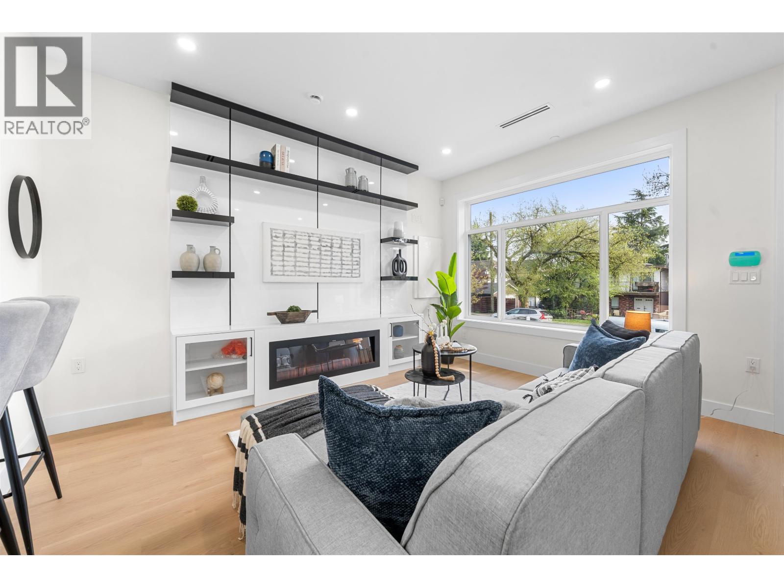 279 E 48th Avenue, Vancouver, British Columbia  V5W 2C9 - Photo 4 - R3112638