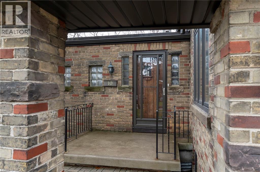 10 Landour Avenue, York, Ontario  M6M 4J4 - Photo 3 - 40820709