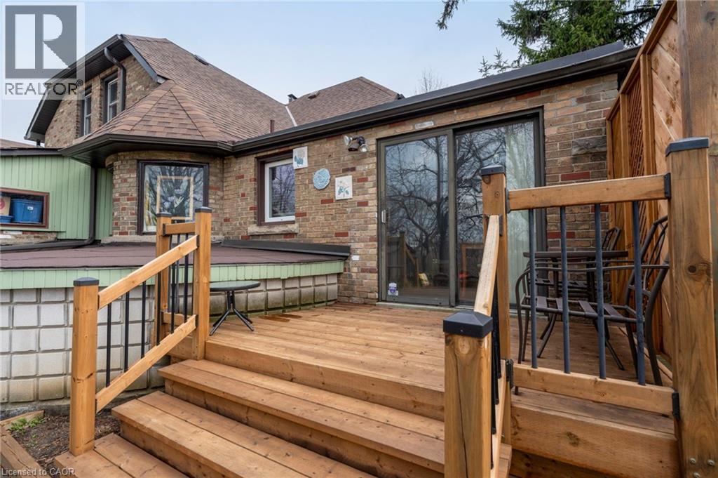 10 Landour Avenue, York, Ontario  M6M 4J4 - Photo 41 - 40820709