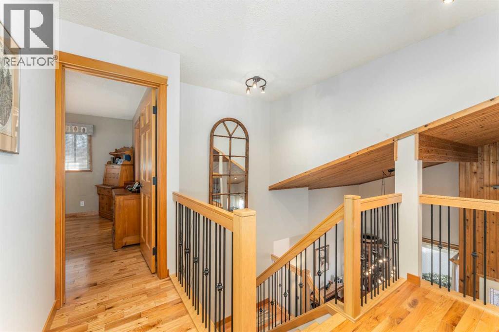 803 Larch Place, Canmore, Alberta  T1W 1S4 - Photo 24 - A2299156