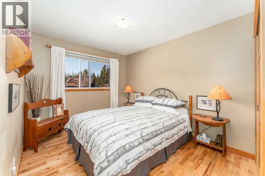 803 Larch Place, Canmore, Alberta  T1W 1S4 - Photo 26 - A2299156