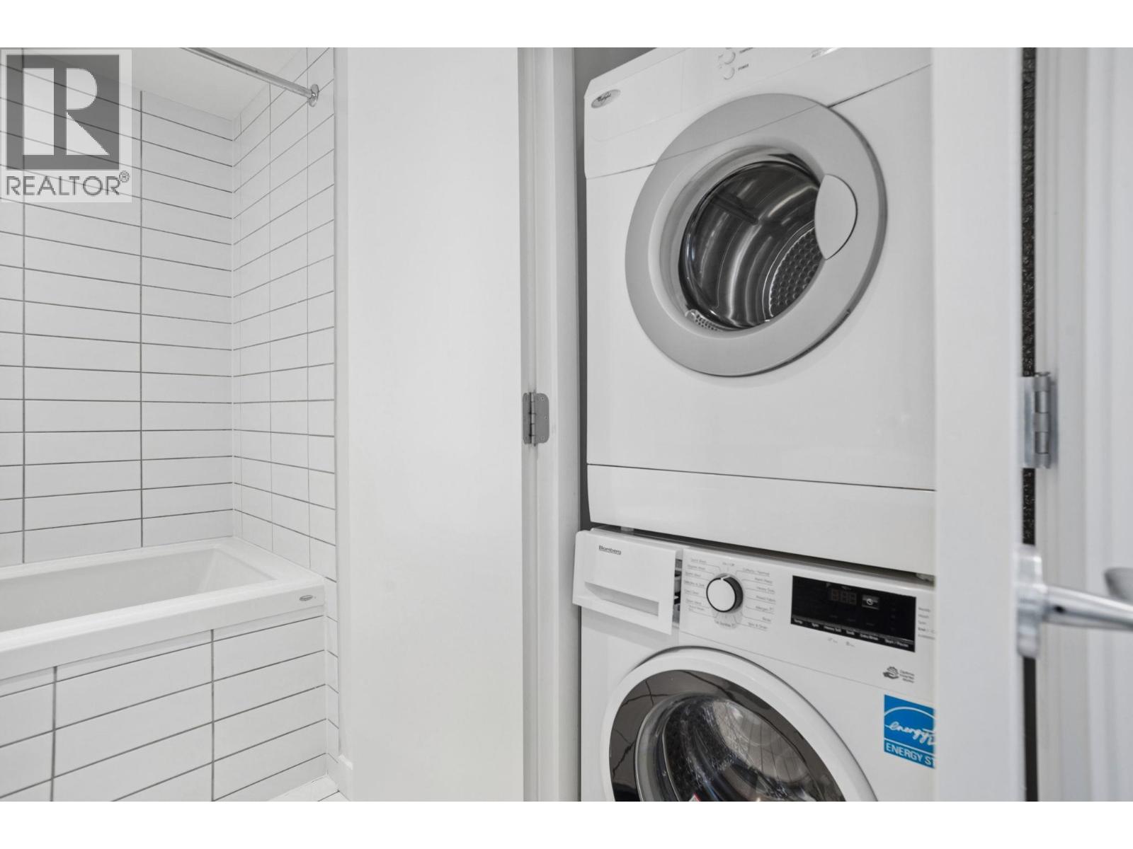 1001 4815 Eldorado Mews, Vancouver, British Columbia  V5R 0B2 - Photo 15 - R3112229