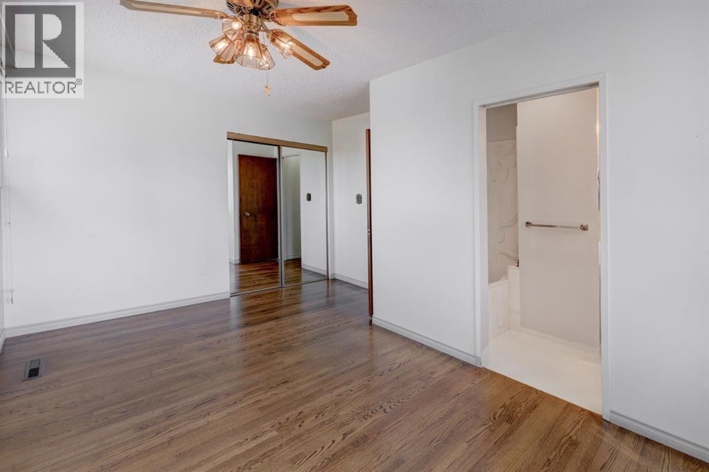 1008 Motherwell Road NE, Calgary, Alberta  T2E 6E7 - Photo 9 - A2301200