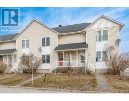 17 JOHNSTON STREET, Carleton Place, Ontario