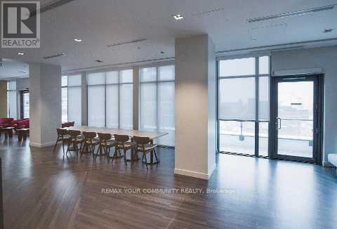 1005 - 70 Princess Street, Toronto, Ontario  M5A 0X6 - Photo 11 - C12996054