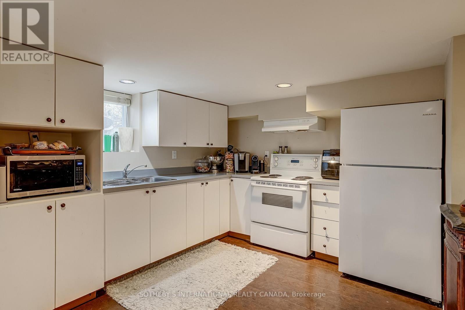 31 Maple Avenue N, Mississauga, Ontario  L5H 2R9 - Photo 36 - W13009768