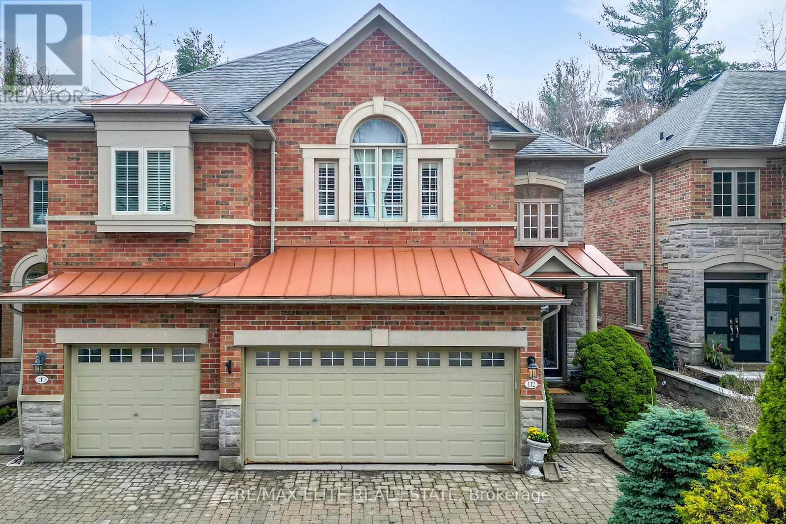 112 Westbury Court, Richmond Hill, Ontario  L4S 2L3 - Photo 2 - N13010146