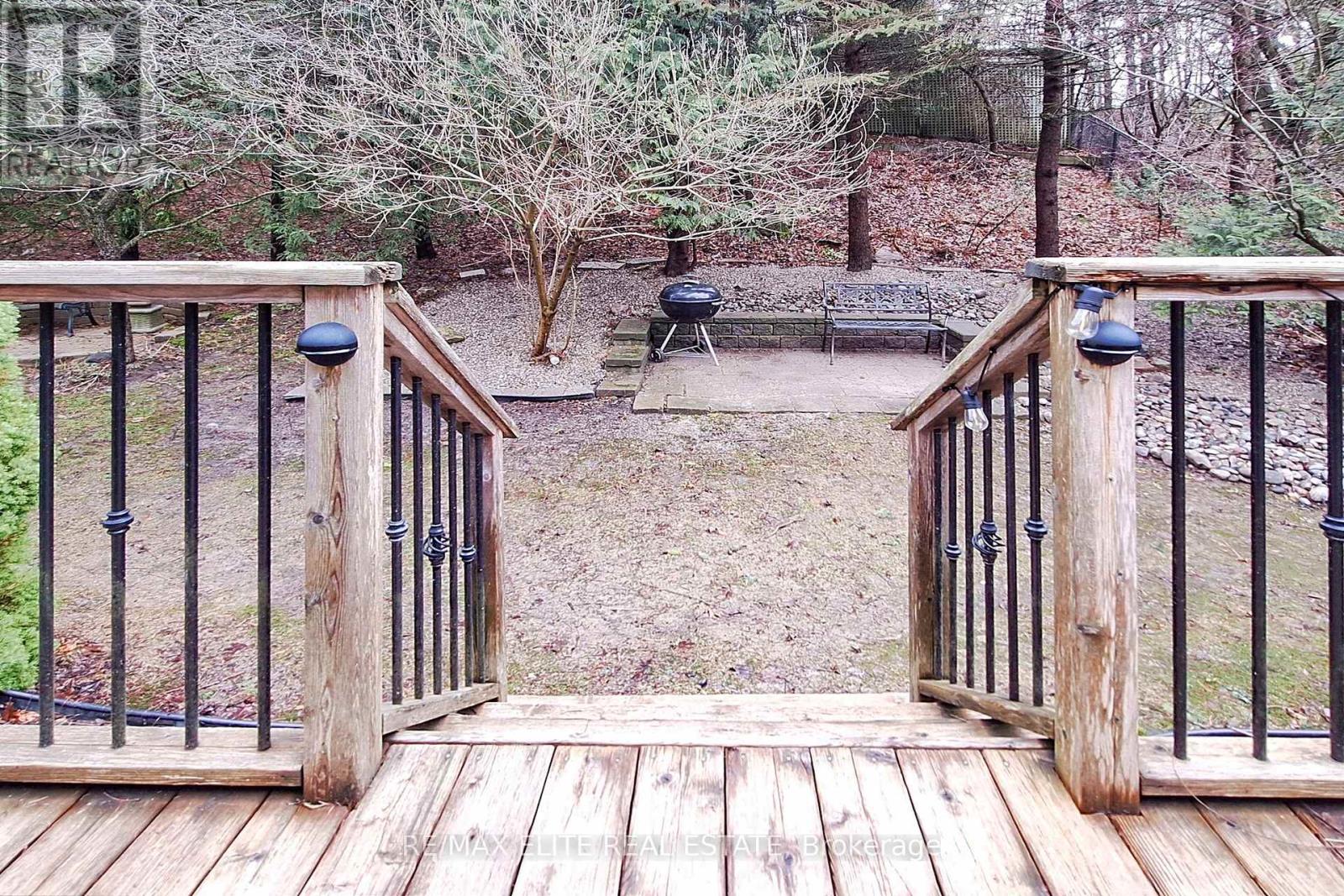 112 Westbury Court, Richmond Hill, Ontario  L4S 2L3 - Photo 41 - N13010146