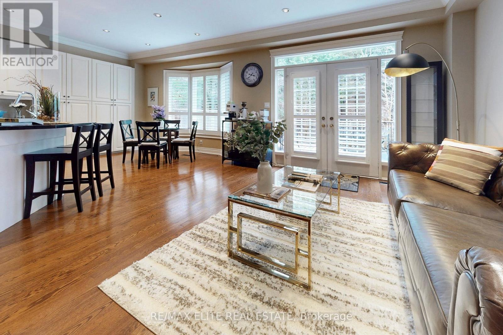 112 Westbury Court, Richmond Hill, Ontario  L4S 2L3 - Photo 5 - N13010146