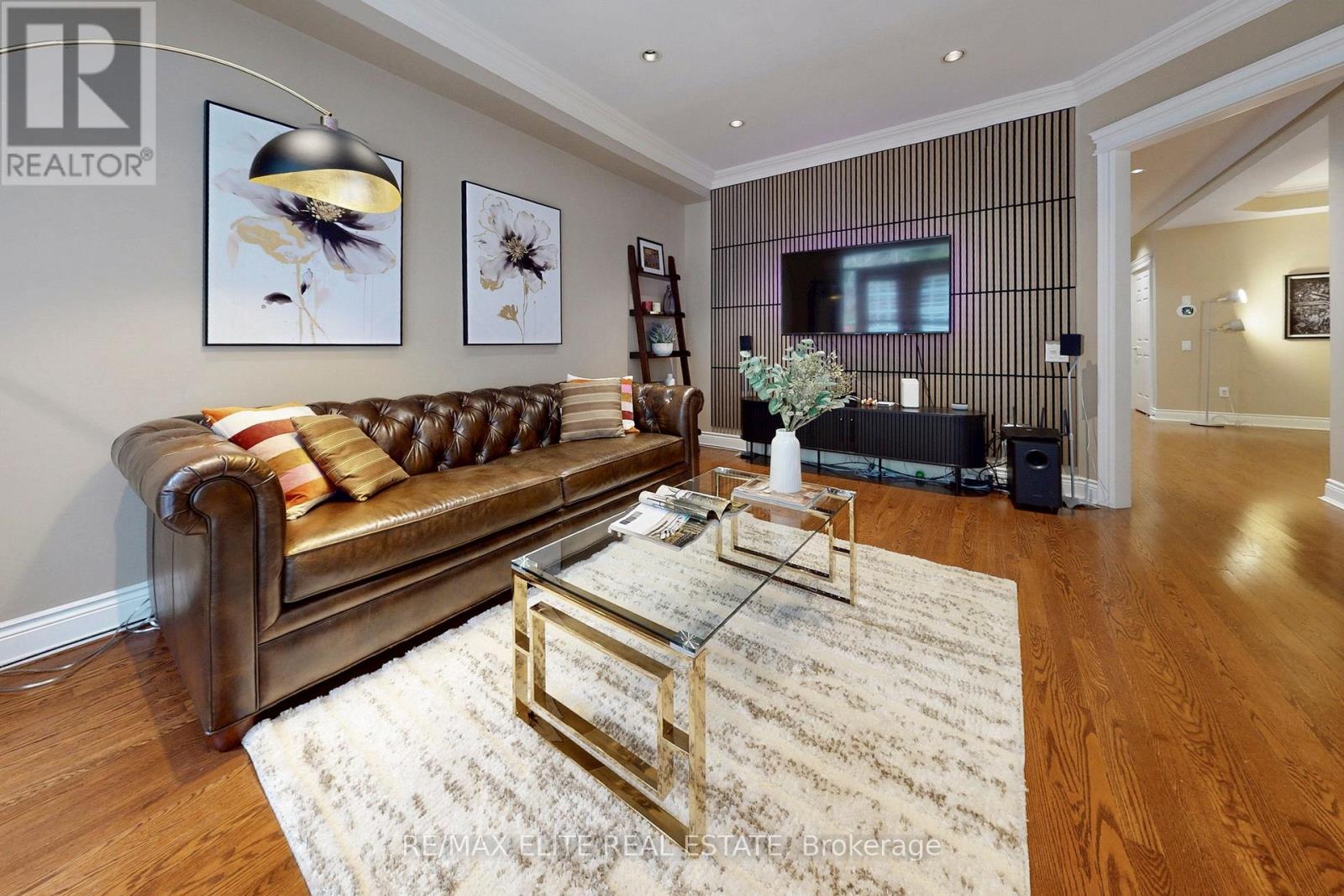 112 Westbury Court, Richmond Hill, Ontario  L4S 2L3 - Photo 6 - N13010146