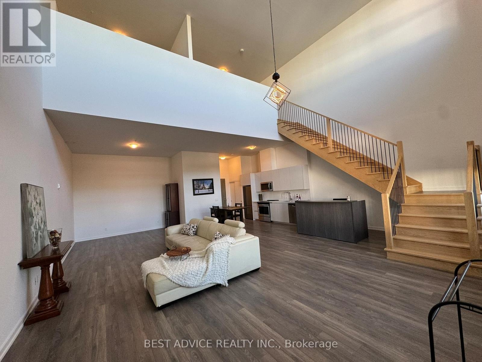 102 - 21 Matchedash Street S, Orillia, Ontario  L3V 4W4 - Photo 5 - S13010140