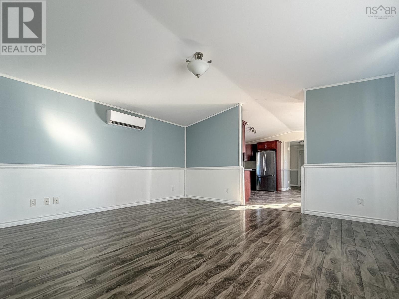 72 Second Street, Sydney, Nova Scotia  B1L 1C9 - Photo 12 - 202607533