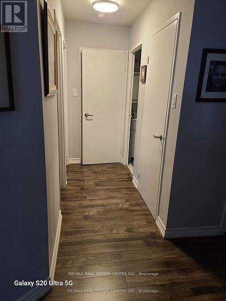 407 - 8 Lisa Street, Brampton, Ontario  L6T 4S6 - Photo 3 - W13010134