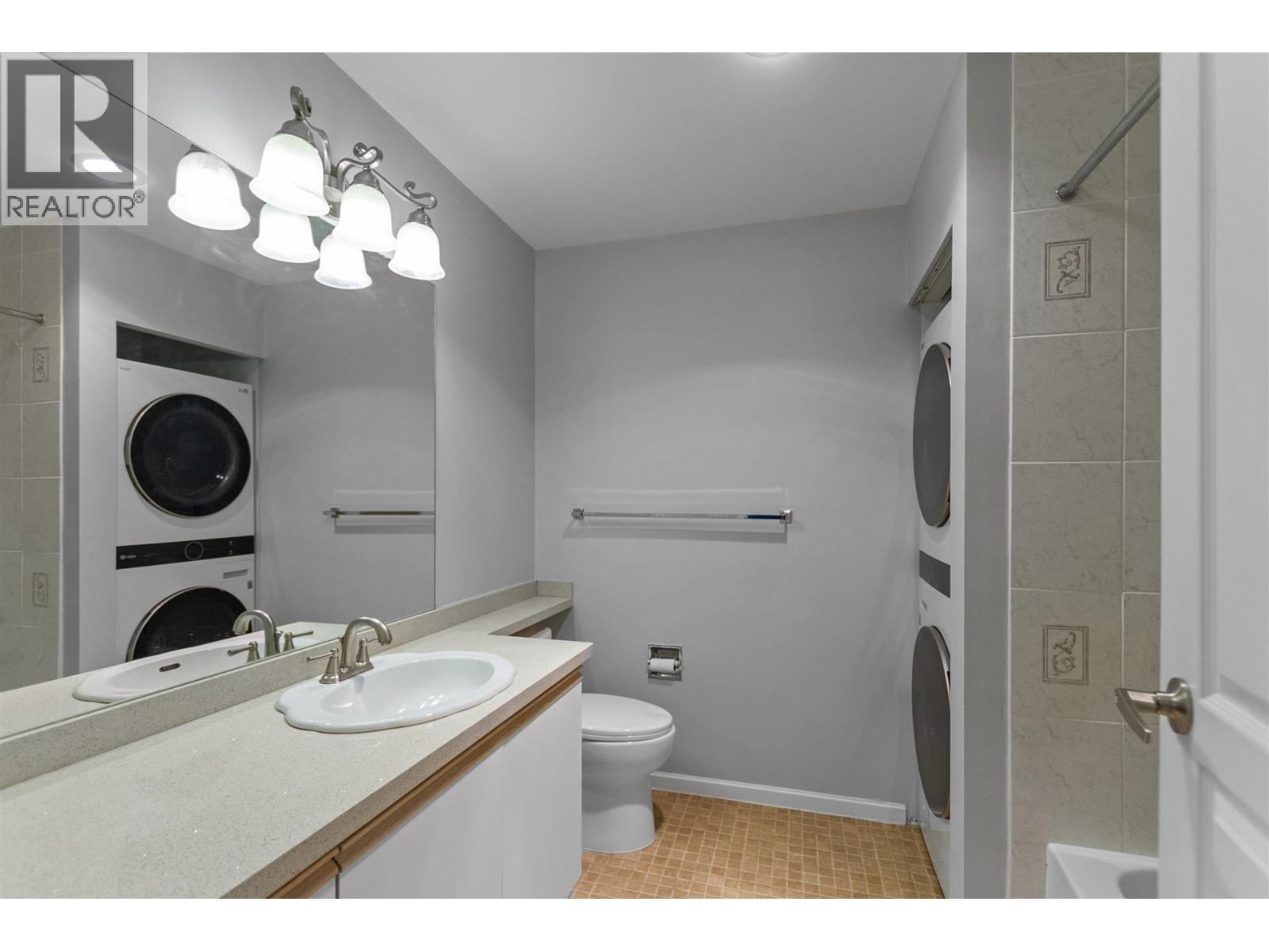 201 4688 W 10th Avenue, Vancouver, British Columbia  V6R 2J5 - Photo 14 - R3110656