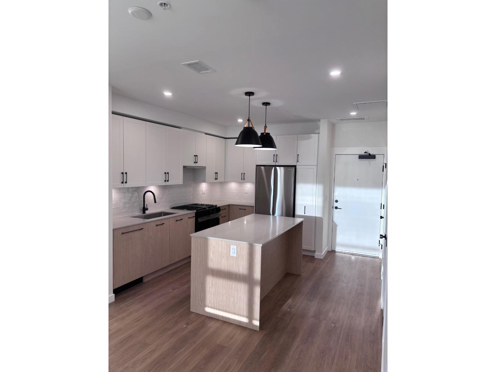 711 27254 Aldergrove Town Centre Drive, Langley, British Columbia  V4W 0E5 - Photo 1 - R3111533