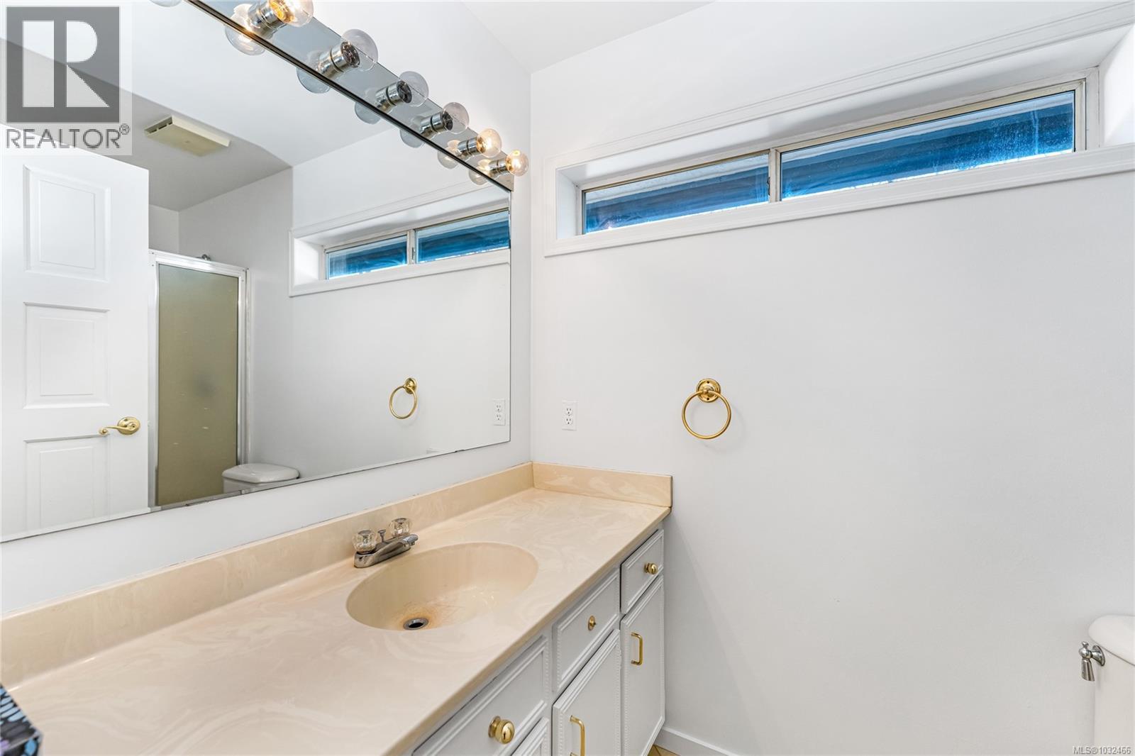 1731 Patly Pl, Victoria, British Columbia  V8S 5J5 - Photo 21 - 1032466