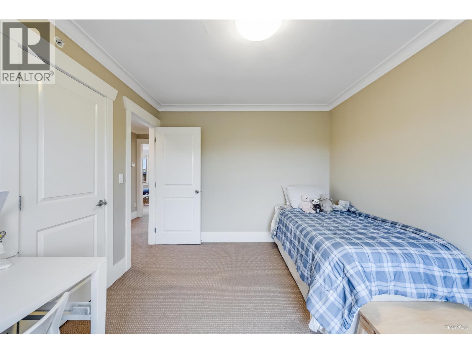 2457 E 3rd Avenue, Vancouver, British Columbia  V5M 1G8 - Photo 15 - R3112149