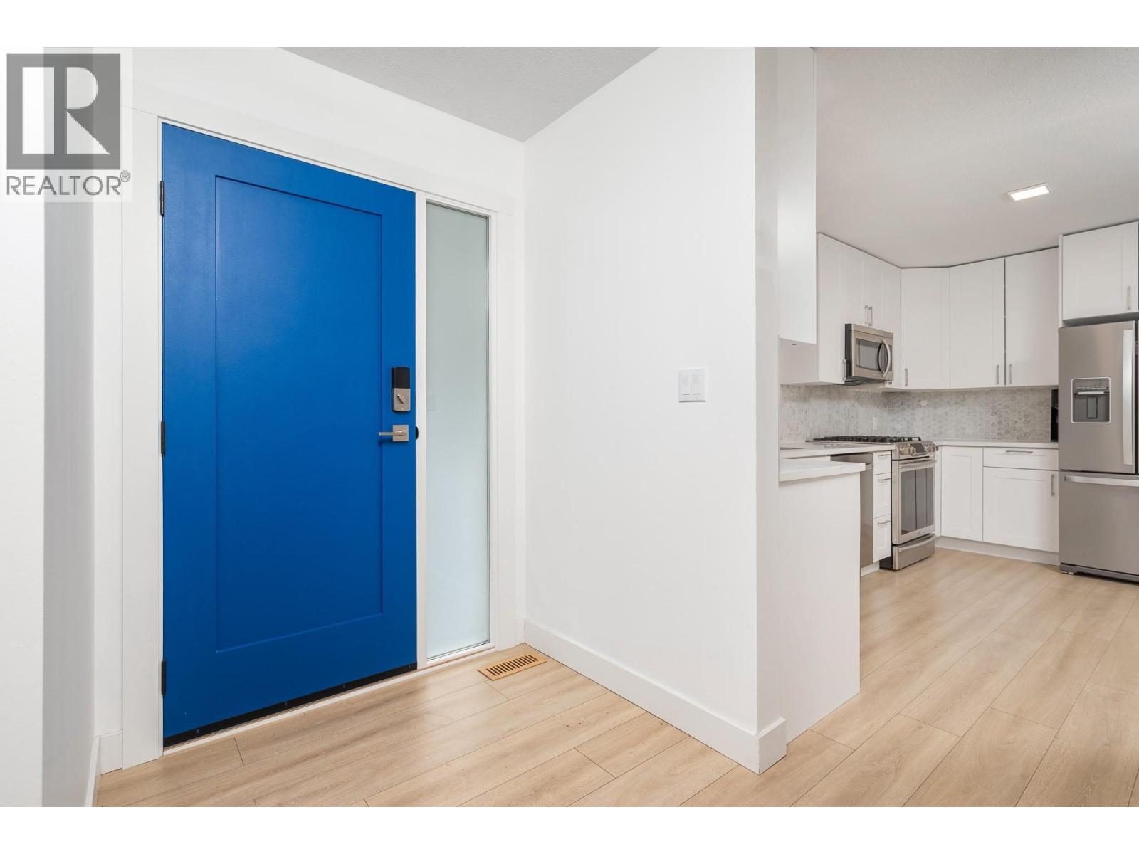 6531 Longacre Drive, Vernon, British Columbia  V1H 1H9 - Photo 5 - 10380227