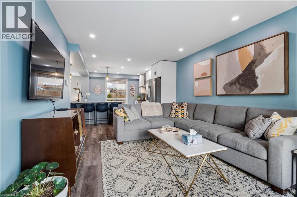 18 Marisa Court, Hamilton, Ontario  L9A 5E5 - Photo 17 - 40812852