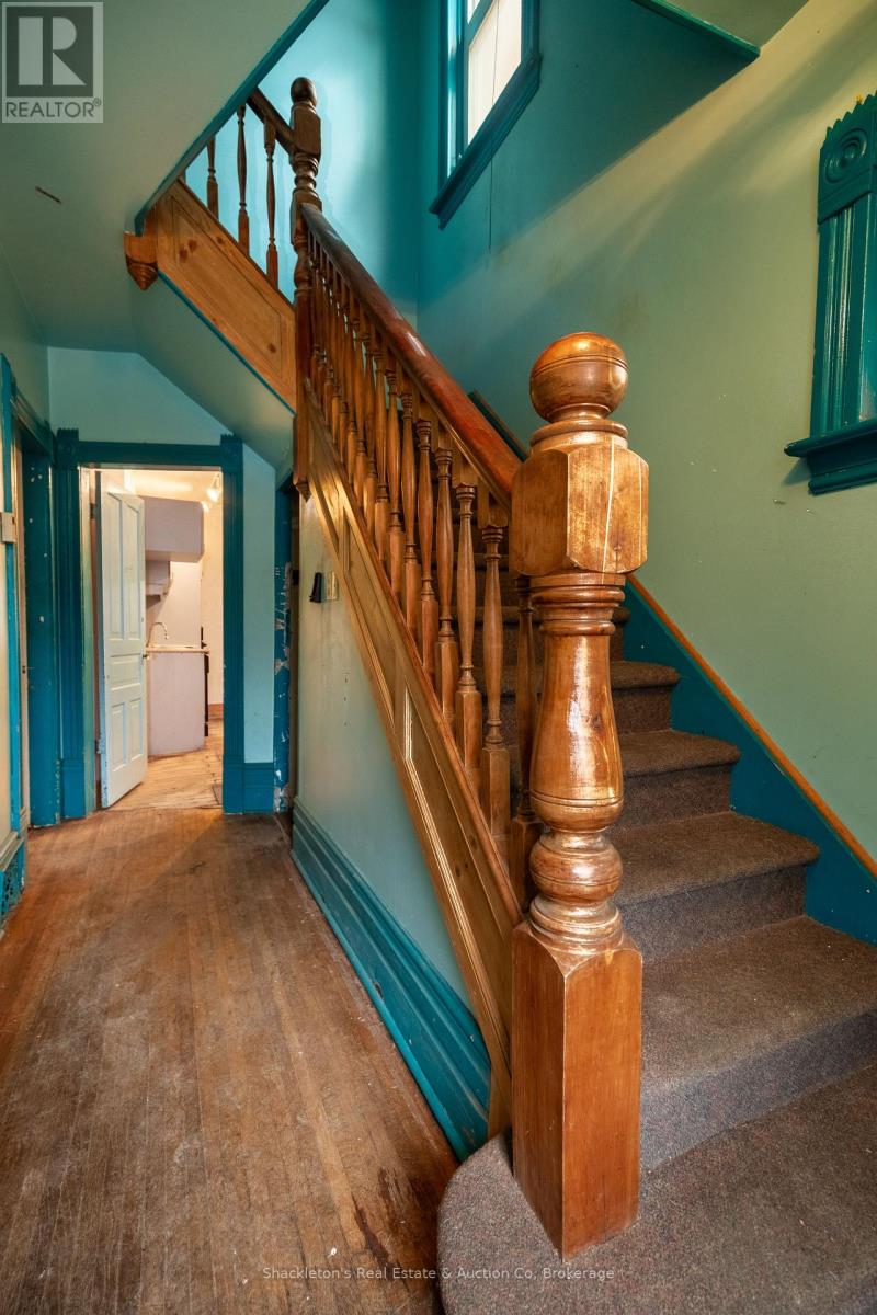 148 Rebecca Street, Stratford, Ontario  N5A 3P3 - Photo 2 - X12988556