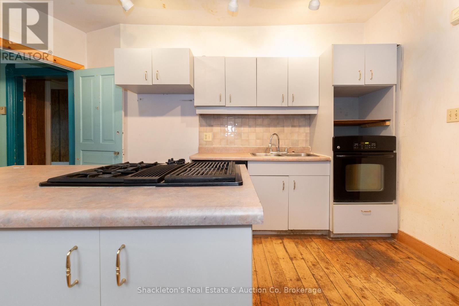 148 Rebecca Street, Stratford, Ontario  N5A 3P3 - Photo 5 - X12988556