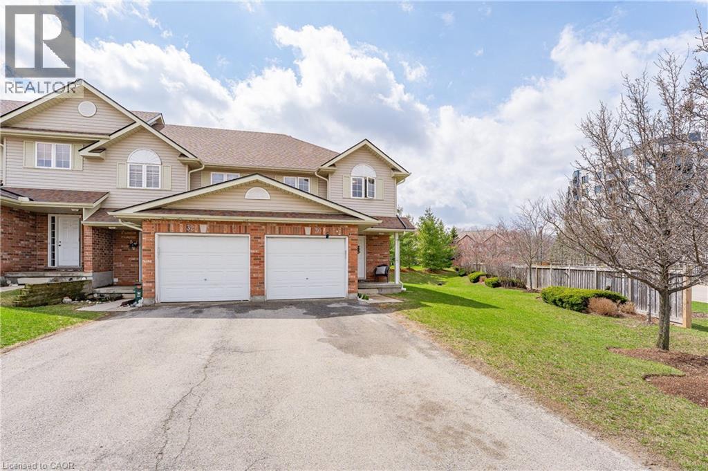 30 Fallowfield Drive, Kitchener, Ontario  N2C 0A8 - Photo 2 - 40820170