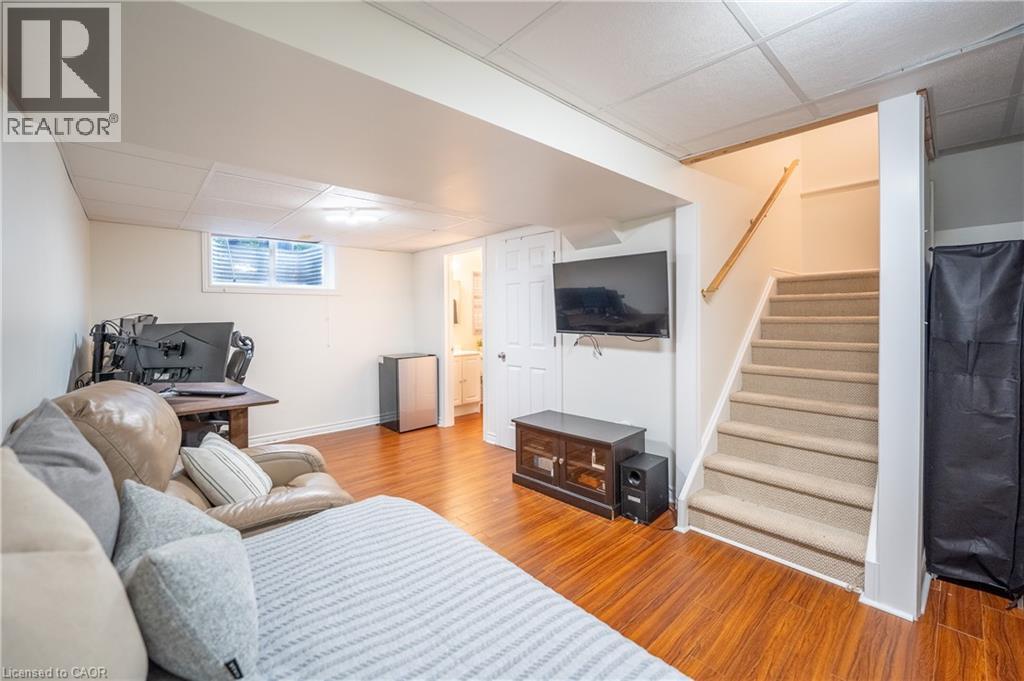 30 Fallowfield Drive, Kitchener, Ontario  N2C 0A8 - Photo 32 - 40820170