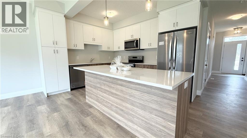 6981 Heathwoods Avenue, London, Ontario  N6P 1H3 - Photo 3 - 40821664