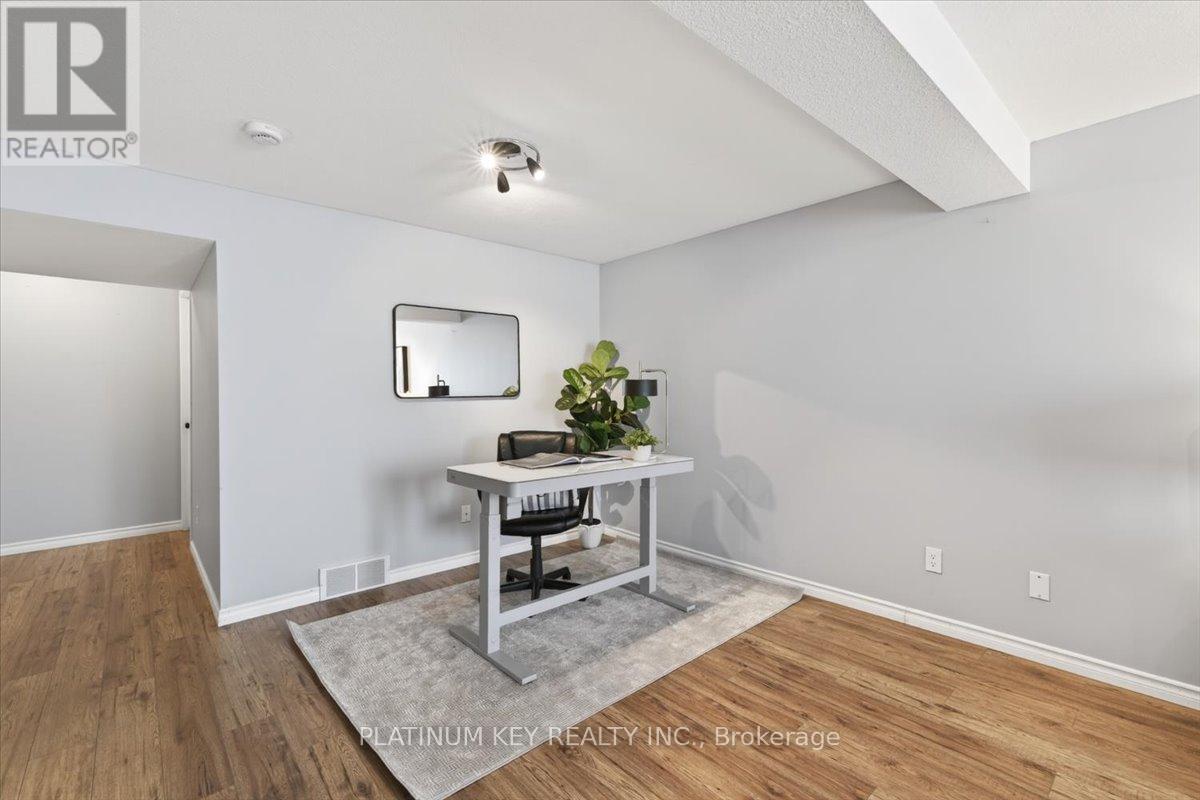 4 - 1077 Hamilton Road, London East, Ontario  N5W 6G3 - Photo 6 - X13010222