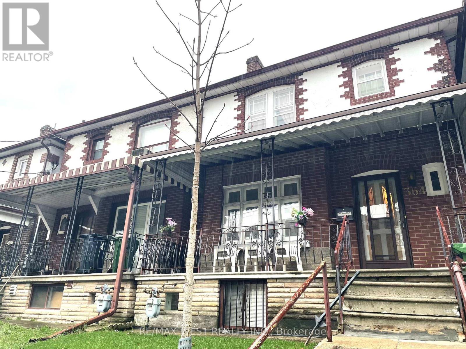 364 Roxton Road, Toronto, Ontario  M6G 3R2 - Photo 23 - C13010176