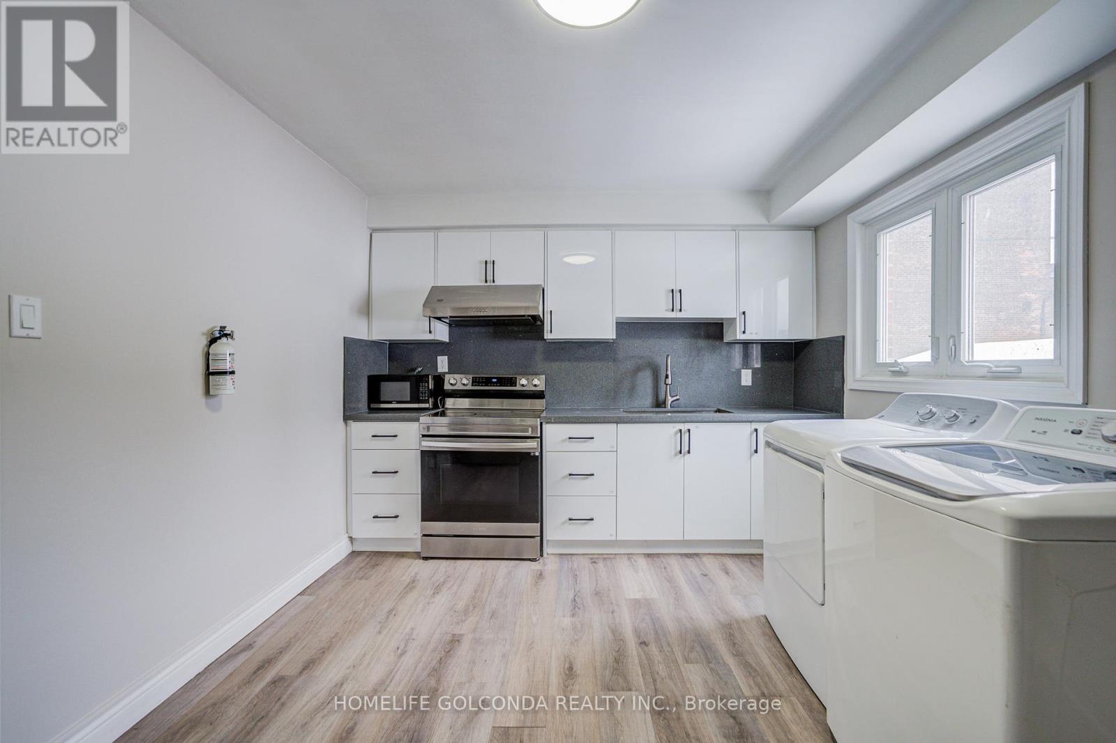 Upper - 59 Wolseley Street, Toronto, Ontario  M5T 1A4 - Photo 8 - C13010194