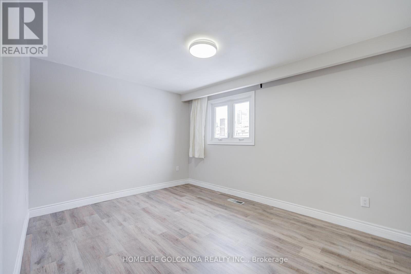 Upper - 59 Wolseley Street, Toronto, Ontario  M5T 1A4 - Photo 9 - C13010194