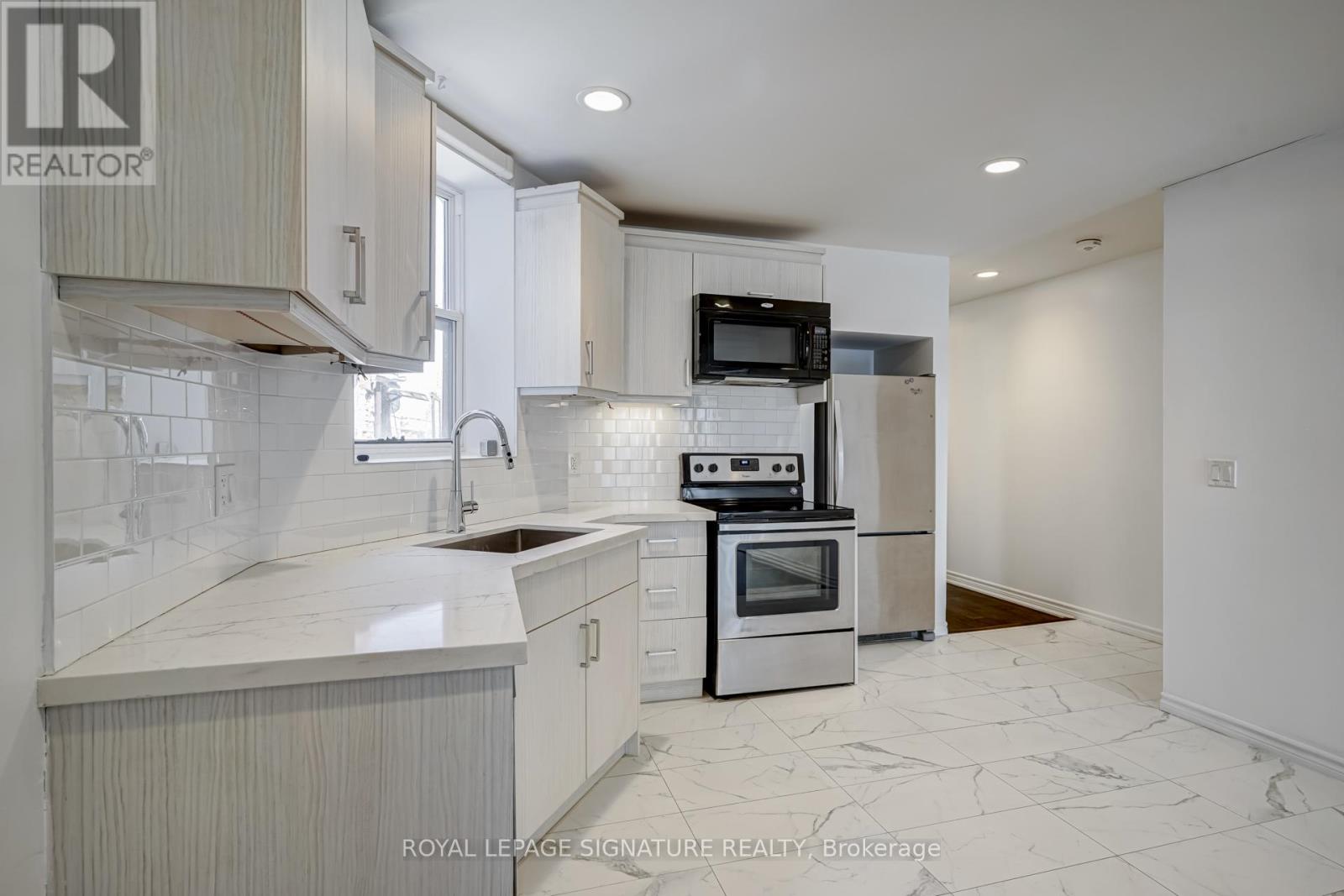 3rd Lvl - 1116 College Street, Toronto, Ontario  M6H 1B5 - Photo 4 - C13010206