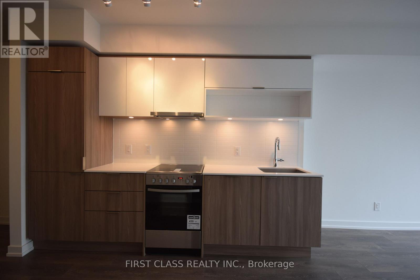 2011 - 159 Wellesley Street E, Toronto, Ontario  M4Y 0H5 - Photo 18 - C13010210