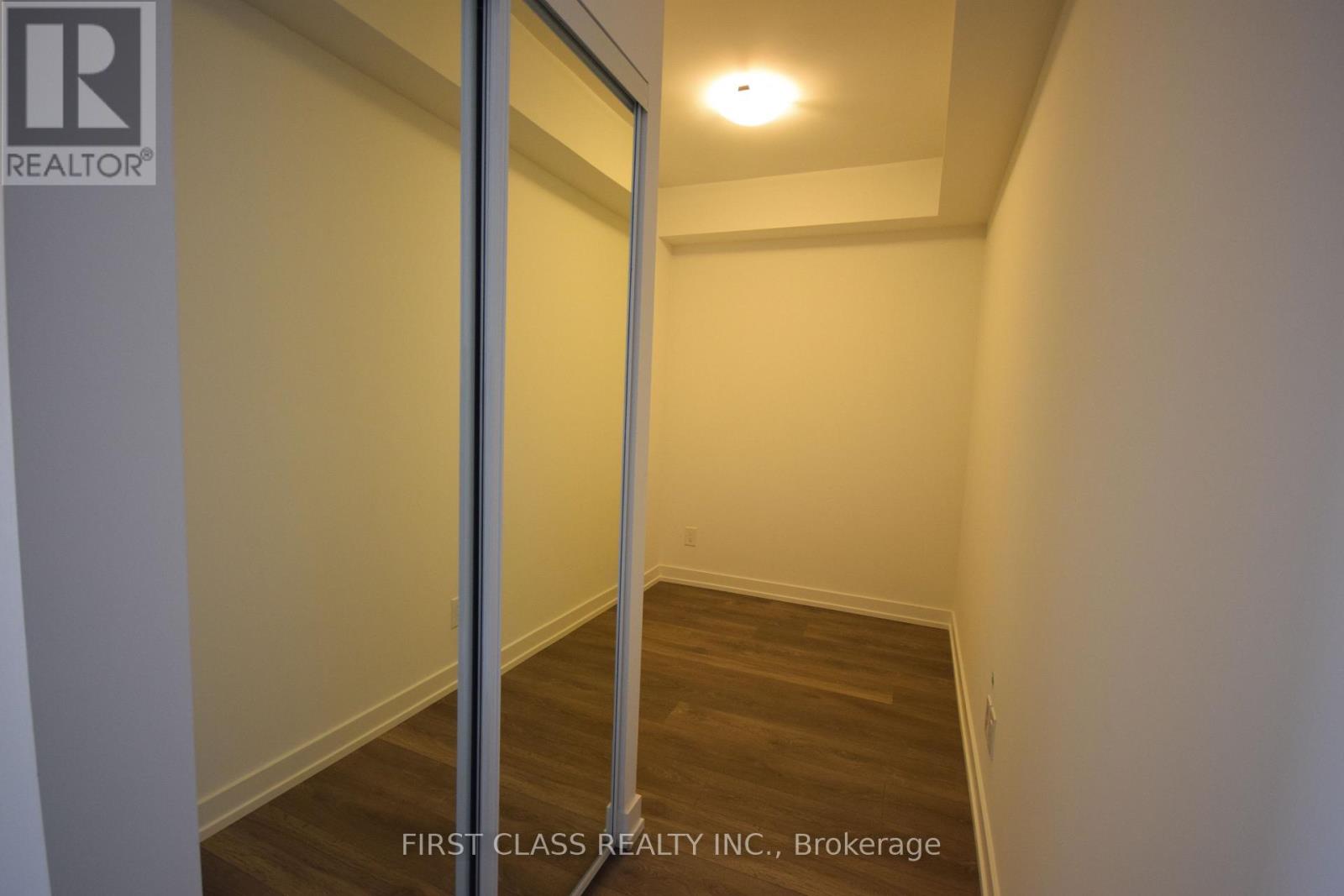 2011 - 159 Wellesley Street E, Toronto, Ontario  M4Y 0H5 - Photo 19 - C13010210