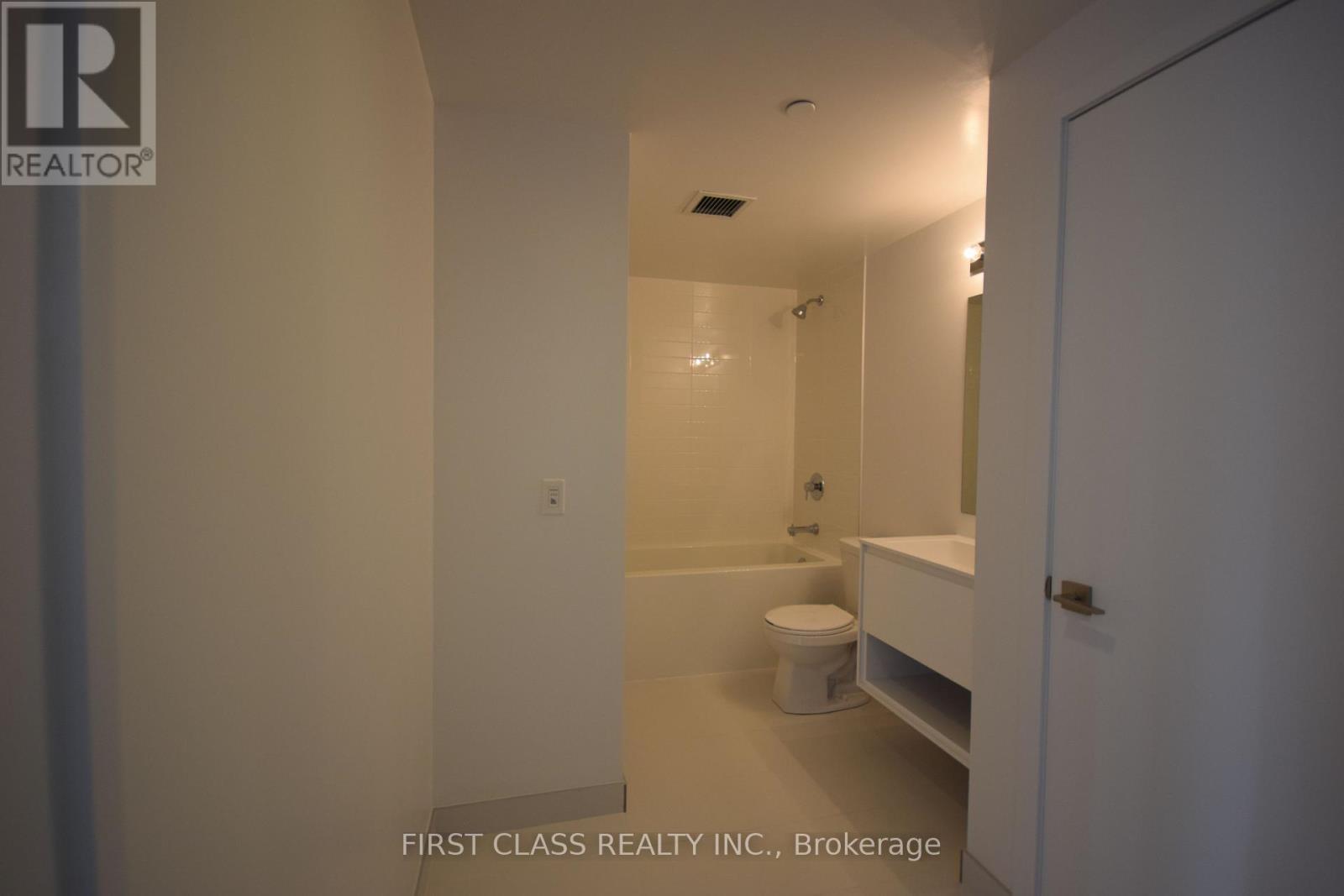 2011 - 159 Wellesley Street E, Toronto, Ontario  M4Y 0H5 - Photo 21 - C13010210