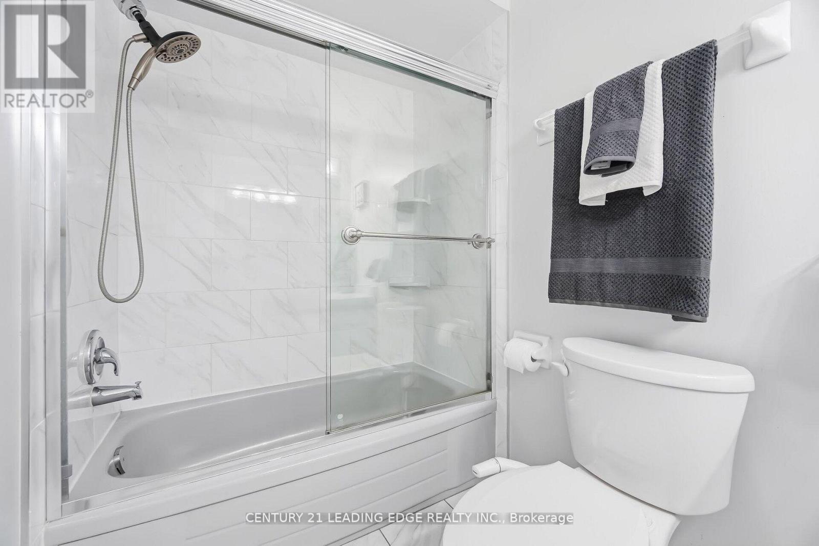 923 Redbird Crescent, Pickering, Ontario  L1V 5K8 - Photo 28 - E13010216