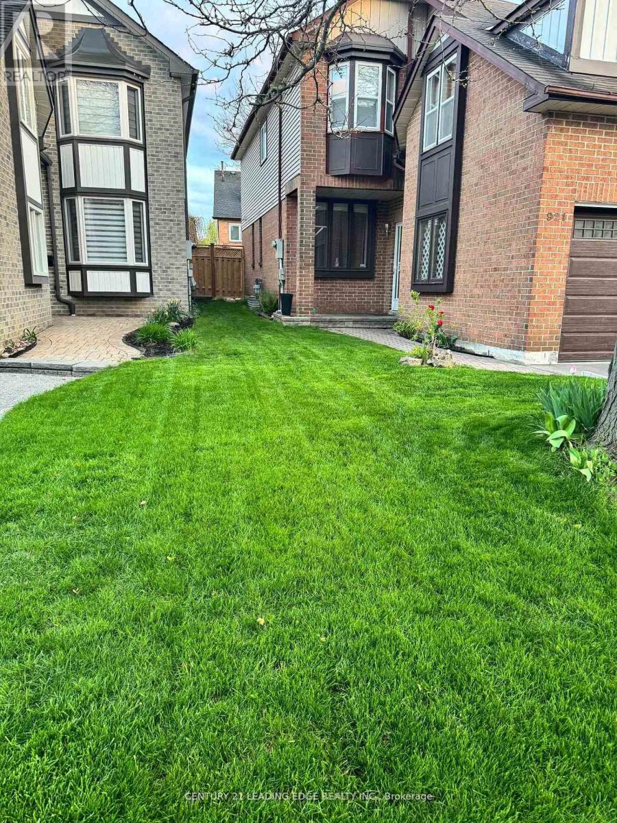 923 Redbird Crescent, Pickering, Ontario  L1V 5K8 - Photo 41 - E13010216