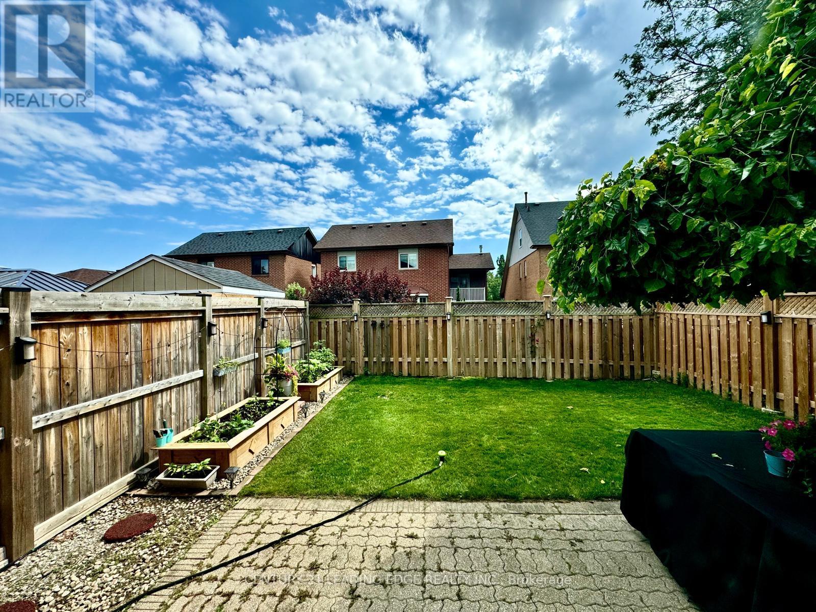 923 Redbird Crescent, Pickering, Ontario  L1V 5K8 - Photo 44 - E13010216