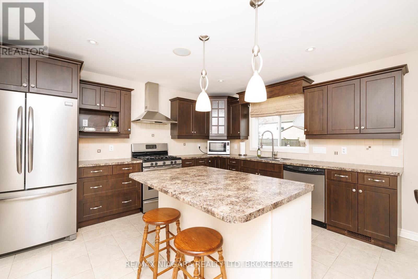 374 Pelham Road, St. Catharines, Ontario  L2S 0A2 - Photo 10 - X13010180