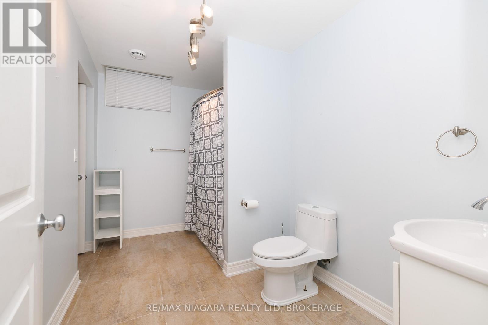 374 Pelham Road, St. Catharines, Ontario  L2S 0A2 - Photo 45 - X13010180