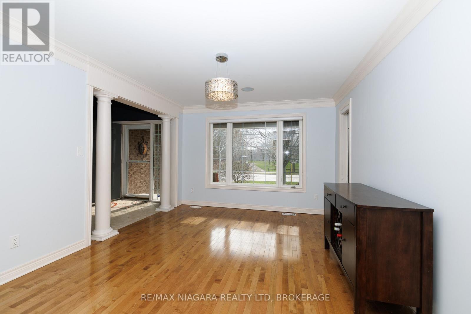 374 Pelham Road, St. Catharines, Ontario  L2S 0A2 - Photo 6 - X13010180