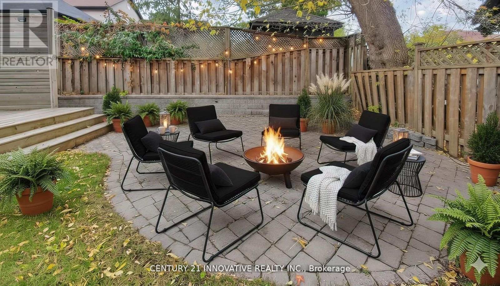 1 Dustan Crescent, Toronto, Ontario  M4J 4G4 - Photo 40 - E13002418