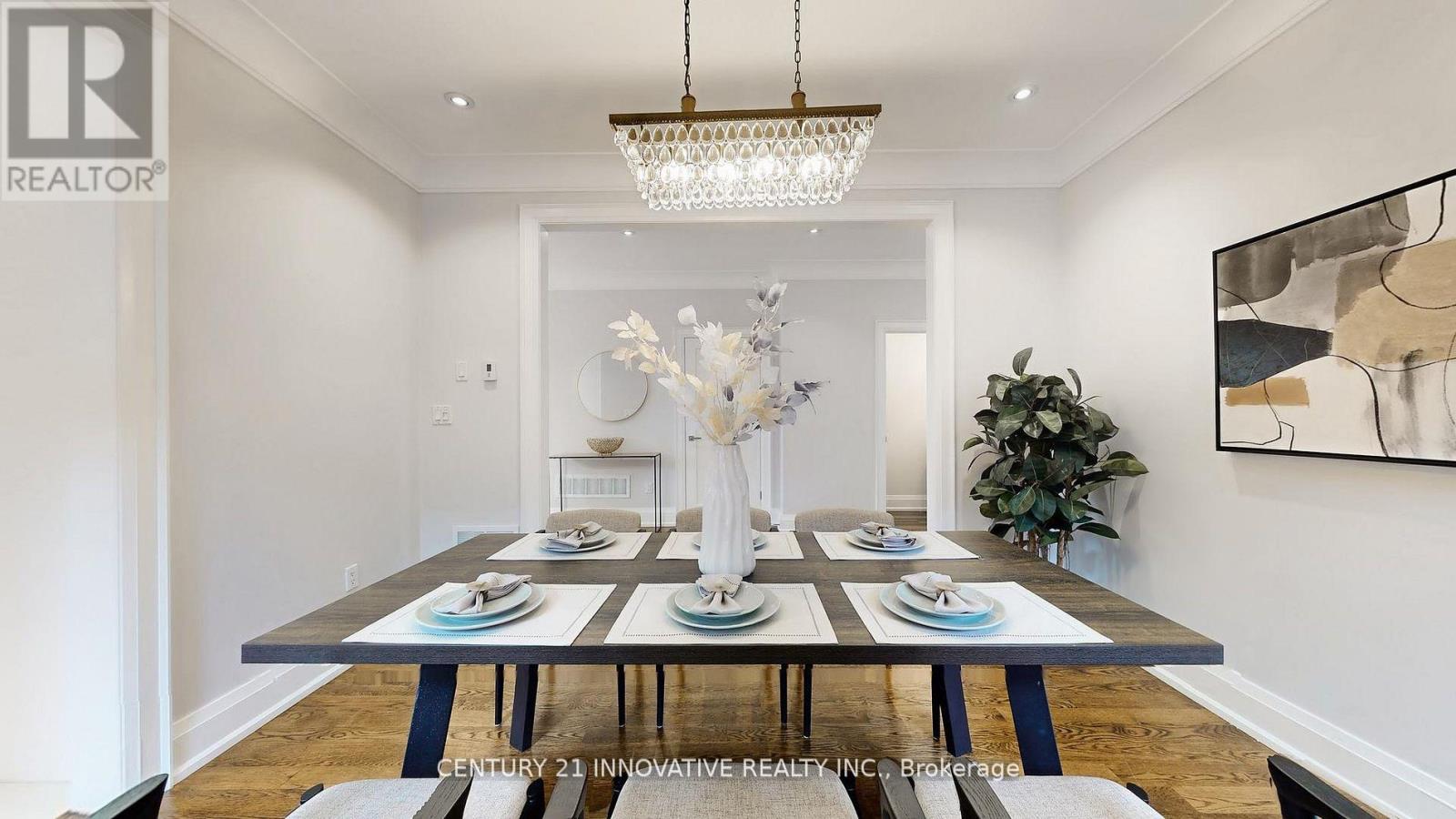 1 Dustan Crescent, Toronto, Ontario  M4J 4G4 - Photo 9 - E13002418