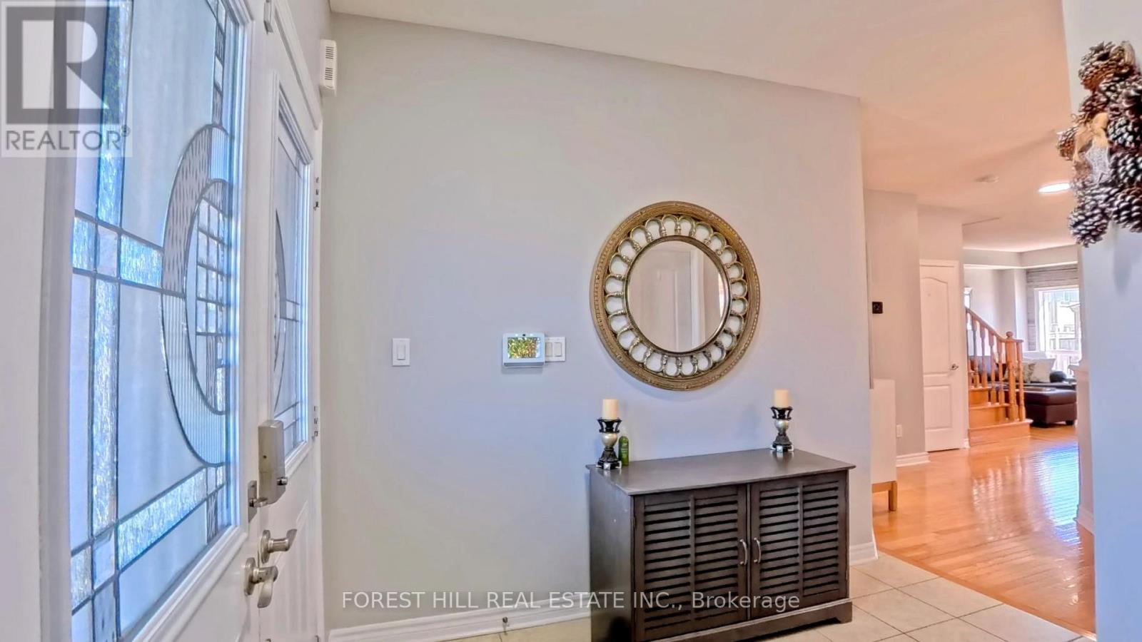 31 Connaught Lane, Barrie, Ontario  L4M 0A6 - Photo 4 - S13010172